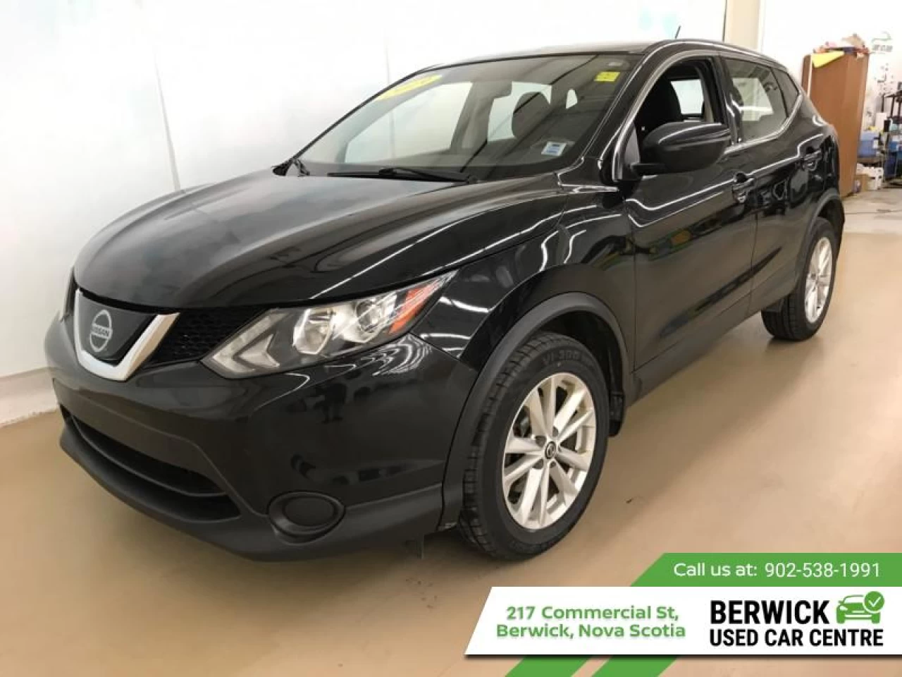 2019 Nissan Qashqai AWD S Main Image