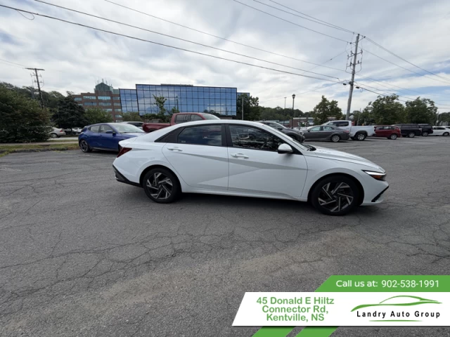 Hyundai Elantra Preferred IVT w/Tech Pkg 2025