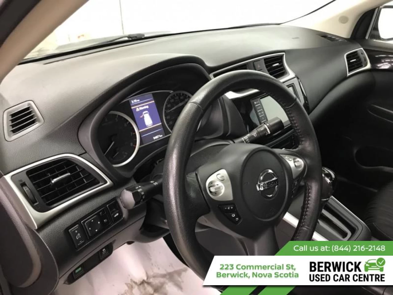 2019 Nissan Sentra SV CVT Main Image