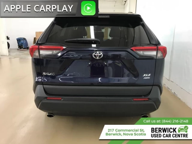 Toyota RAV4 XLE AWD 2021