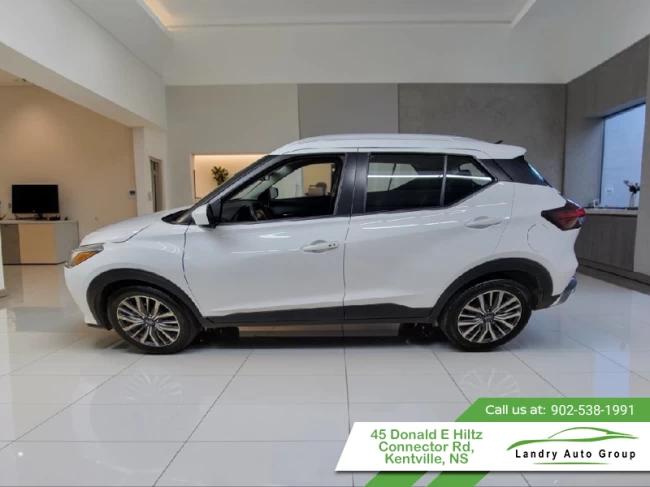 Nissan Kicks Play - 2025