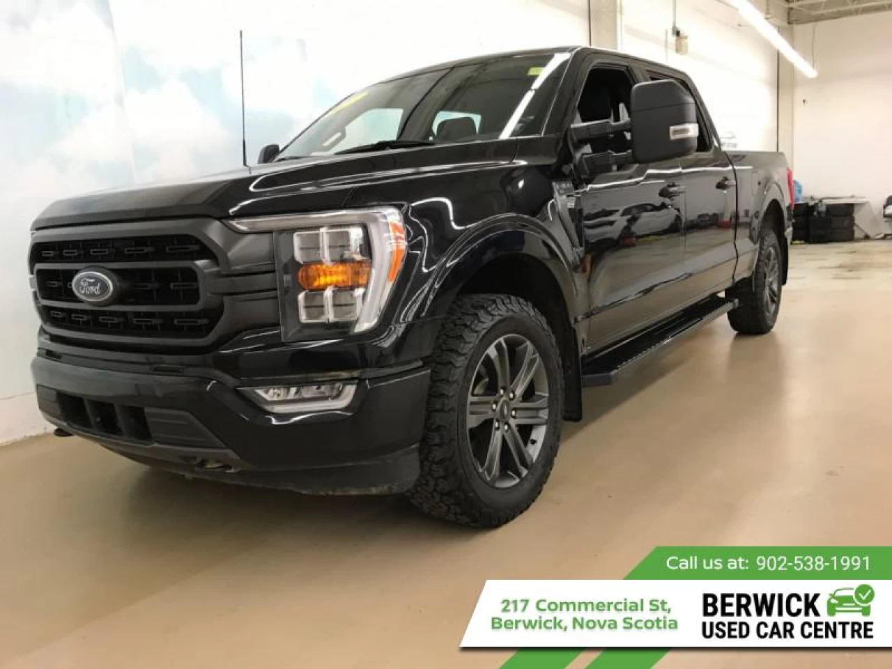 2023 Ford F-150 XLT Main Image