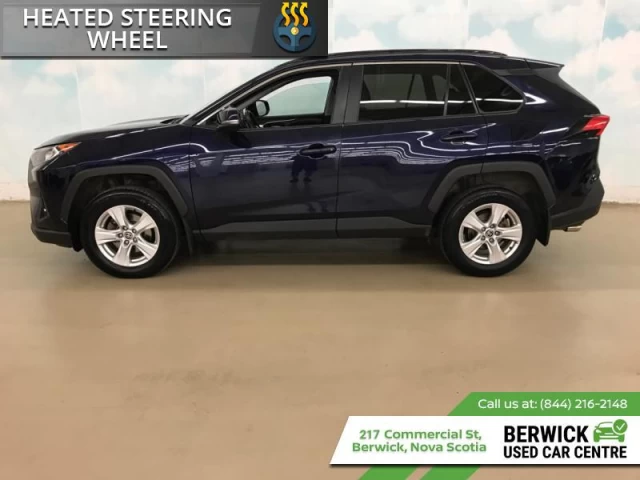 Toyota RAV4 XLE AWD 2021