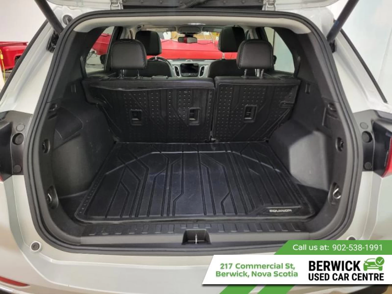 2021 Chevrolet Equinox Premier Main Image