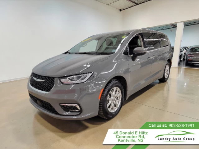 Chrysler Pacifica Touring L 2023