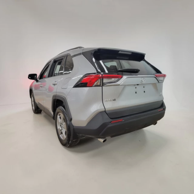 Toyota RAV4 Hybrid LE 2025