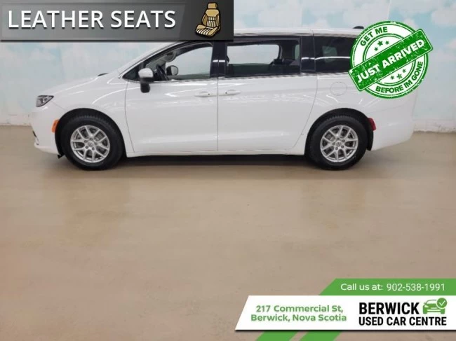 Chrysler Pacifica - 2023