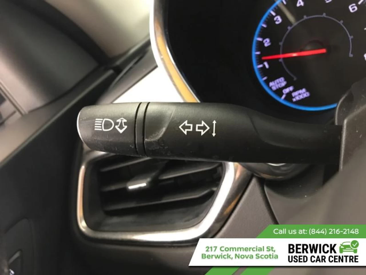 2019 Chevrolet Equinox LS Main Image