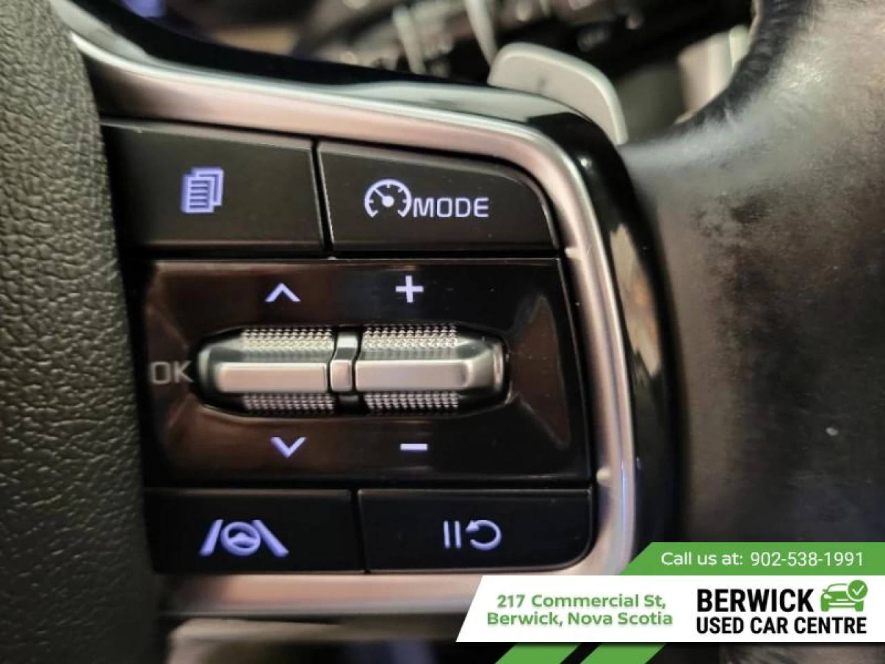 2021 Kia Sorento EX Main Image